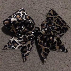 Sequined cheetah print cheer bow